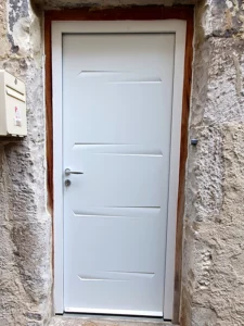Établissement sartre porte d'entrée pour un particulier