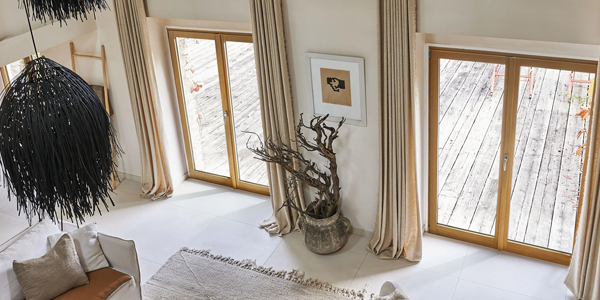 etablissement-sartre-fenetre-bois